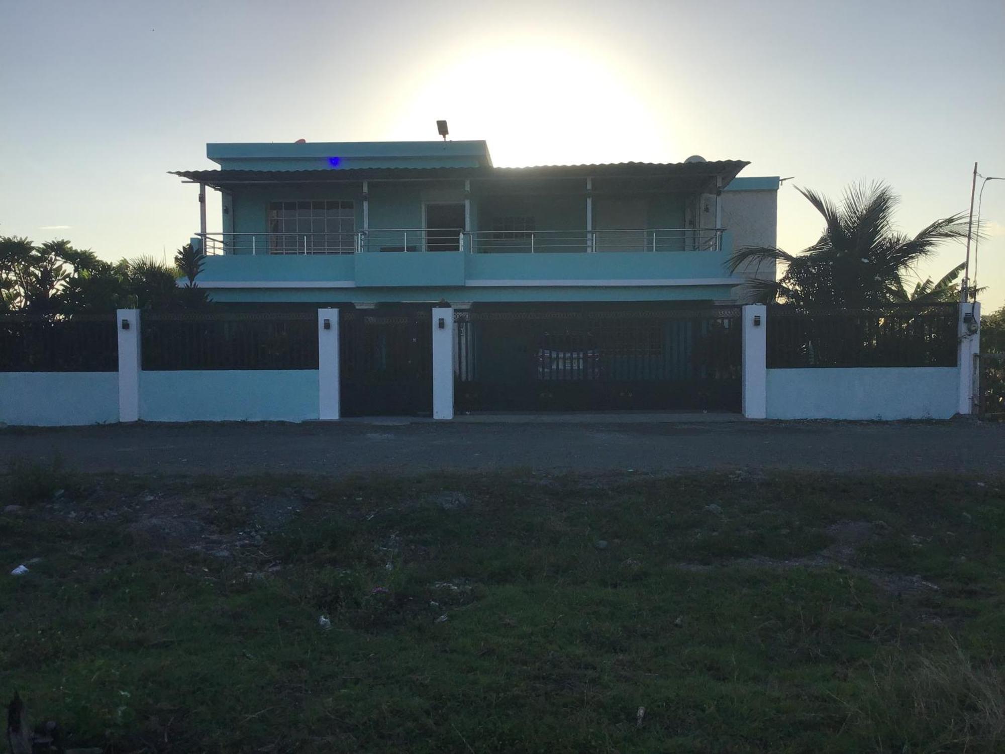 Villa Nilsa Baní Buitenkant foto